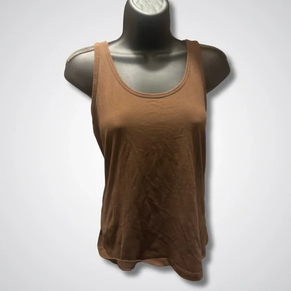 **🎯 2 for 1! Old Navy First Layer Tank Tops Bundle | Size S | EUC** - Picture 2 of 4